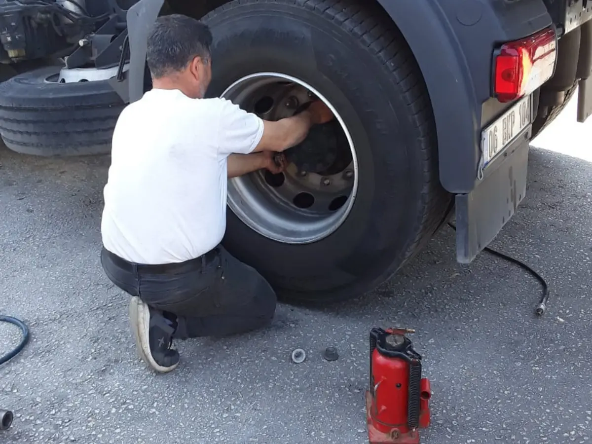 Köprüköy Oto Lastikçi